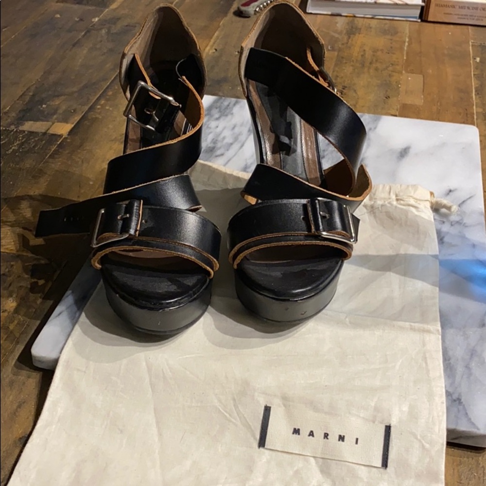 MARNI Black Leather Wedge